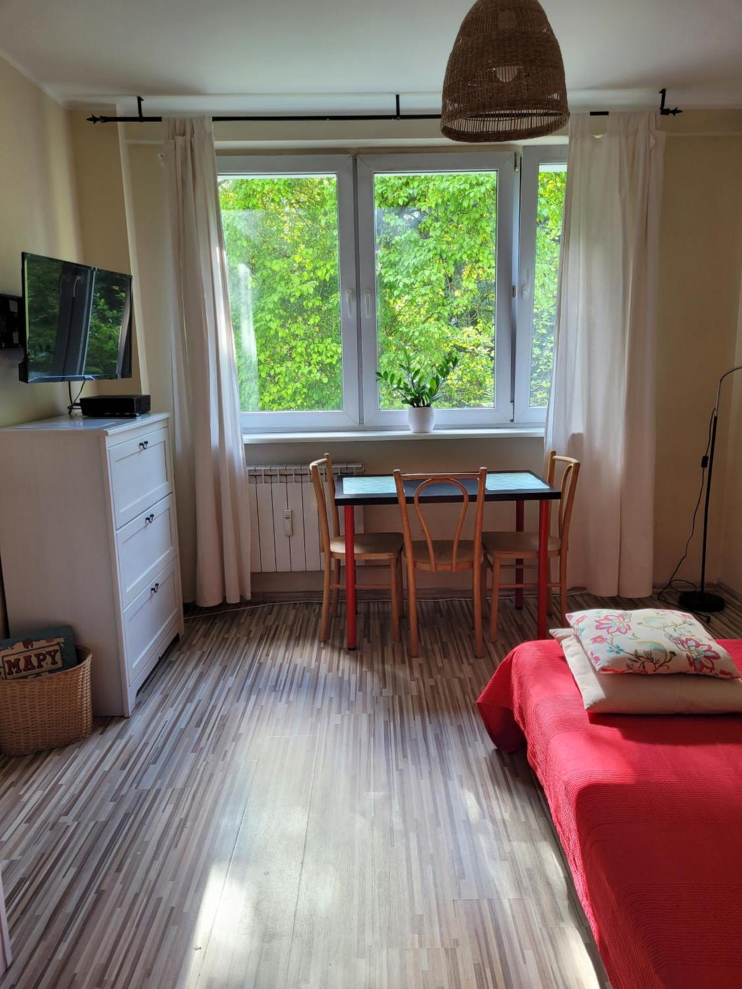 Sunny And Lovely Apartment. Near Chopin Airport! Warschau Exterior foto